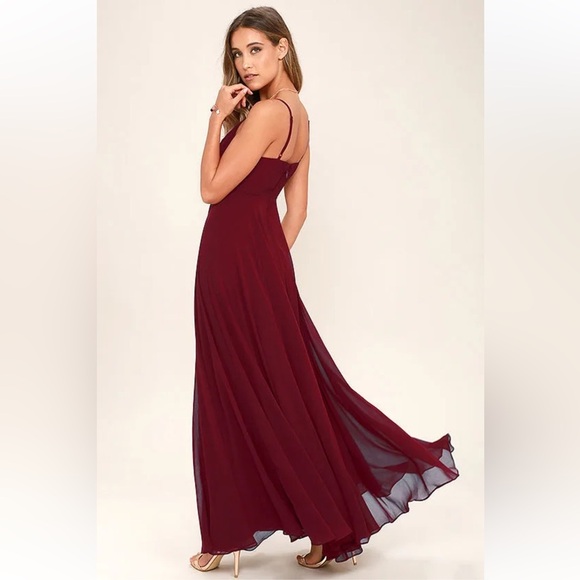 Lulu's All About Love Wine Red Burgundy V-Neck Maxi Dress Women’s Size Medium - Picture 3 of 13